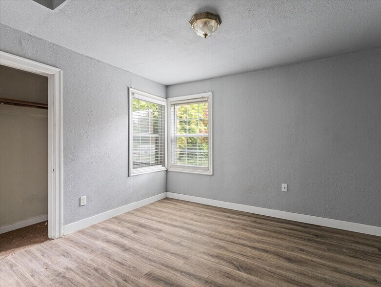 More Photos Of 2510 NE 54th St, Vancouver Land For Sale