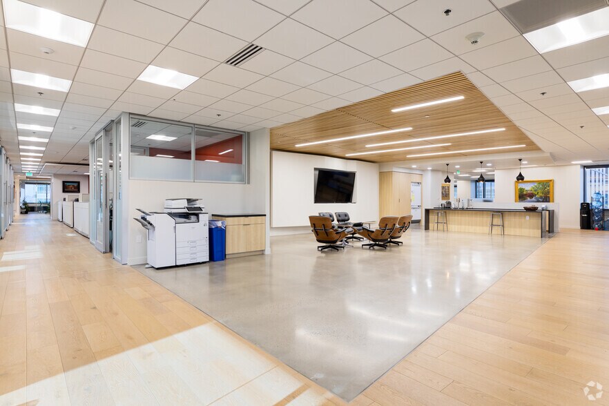 More Photos Of 201 S Main St, Salt Lake City Office For Lease
