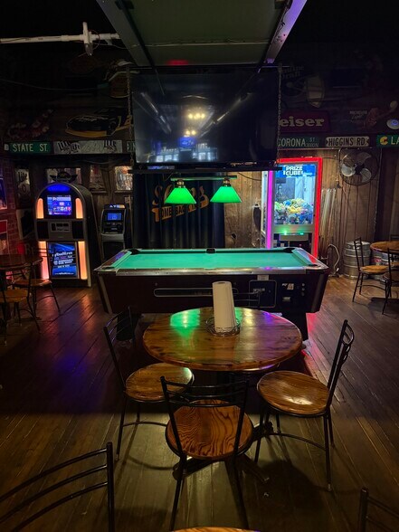 More Photos Of 111 E Main St, Flushing Bar For Sale