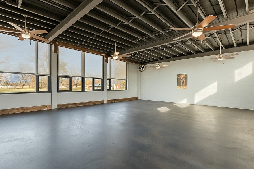 More Photos Of 2045 Bradley Rd, Webberville Showroom For Sale