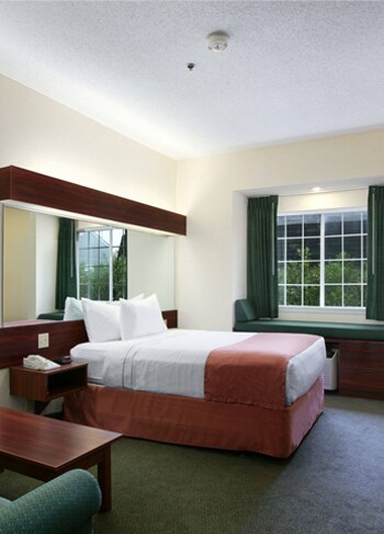 More Photos Of 10645 Reiger Rd, Baton Rouge Hotel For Sale