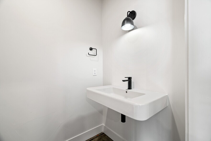 More Photos Of 421 Chestnut St, Buena Vista Apartments For Sale