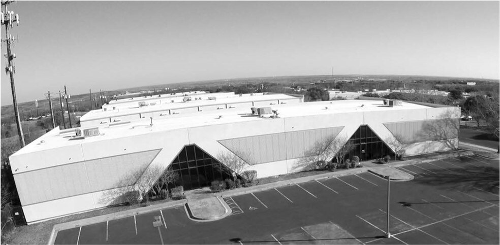 More Photos Of 5910 Techni Center Dr, Austin Light Distribution For Lease