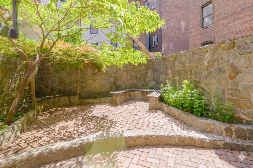 More Photos Of 338 W 71st St, New York Apartments For Sale