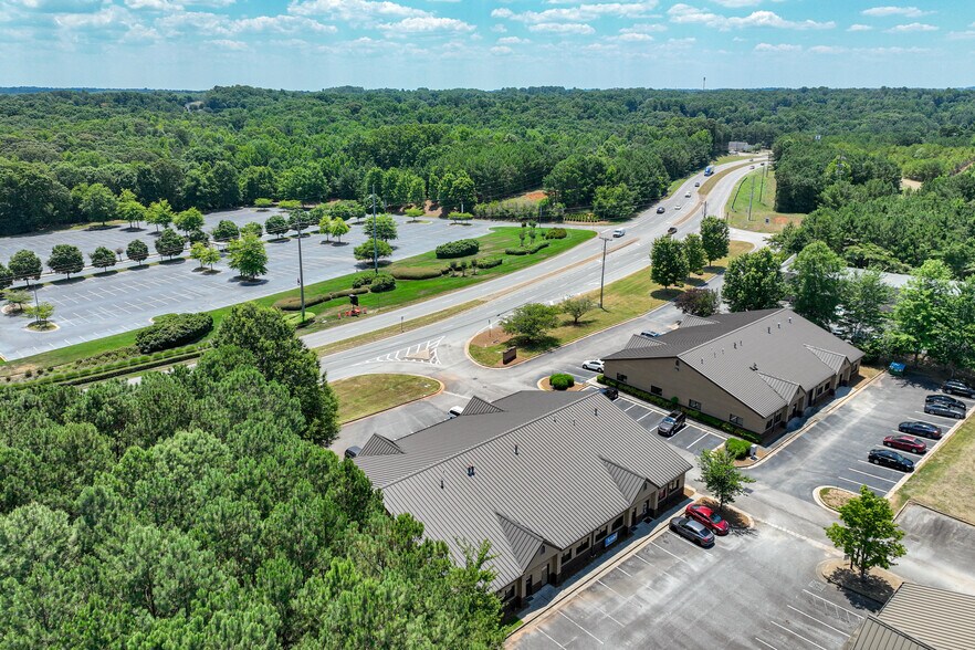 More Photos Of 3030 McEver Rd, Gainesville Medical For Sale