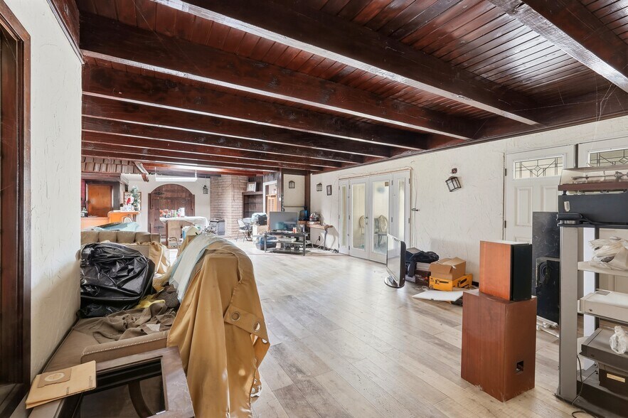 More Photos Of 8235 Soledad Canyon Rd, Agua Dulce Trailer Camper Park For Sale