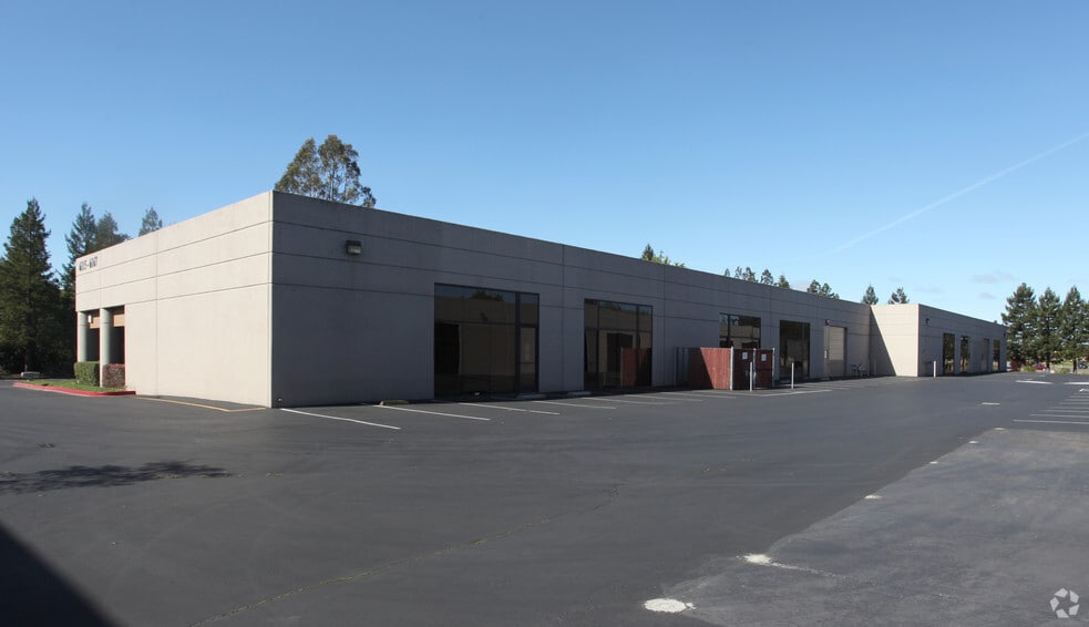 More Photos Of 6145-6167 State Farm Dr, Rohnert Park Research And Development For Lease