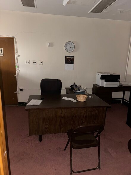 More Photos Of 5001 S Hermitage Ave, Chicago Religious Facility For Sale