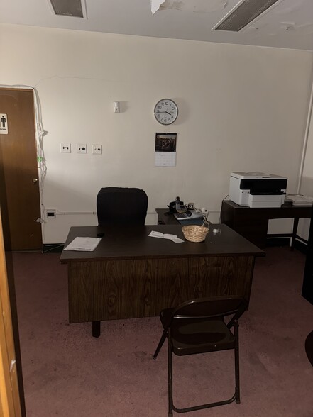 More Photos Of 5001 S Hermitage Ave, Chicago Religious Facility For Sale