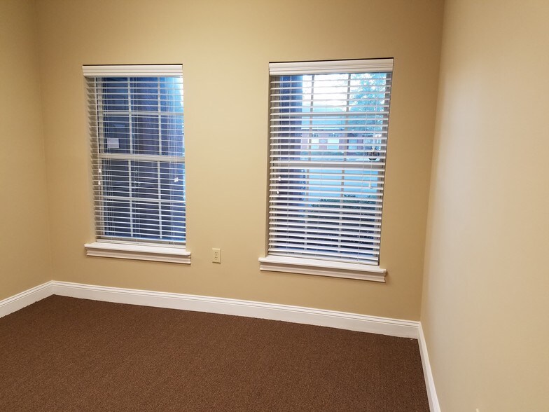 More Photos Of 2950 Halcyon Ln, Jacksonville Loft Creative Space For Lease