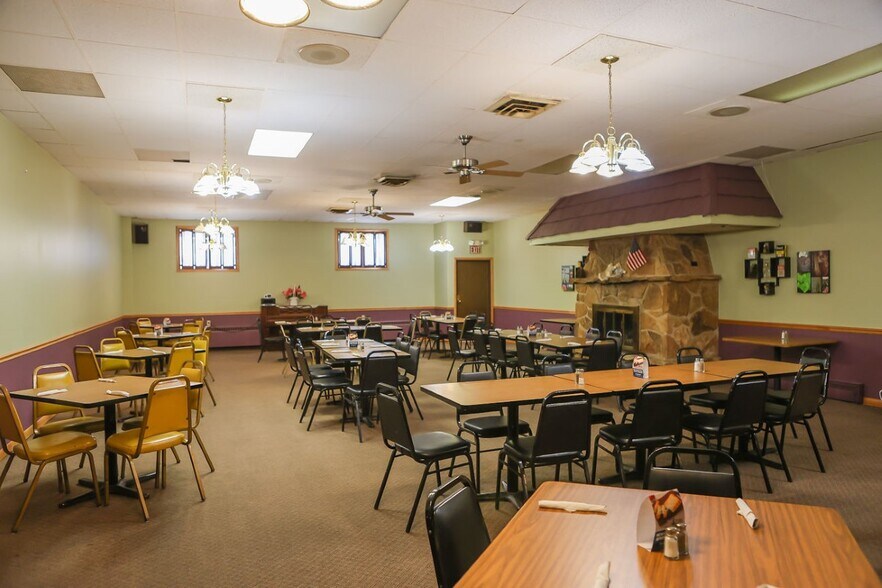 More Photos Of 616 Main St, Norway Restaurant For Sale