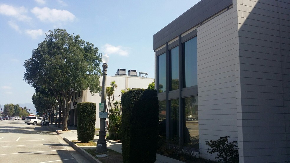 More Photos Of 2100 Huntington Dr, San Marino Coworking Space