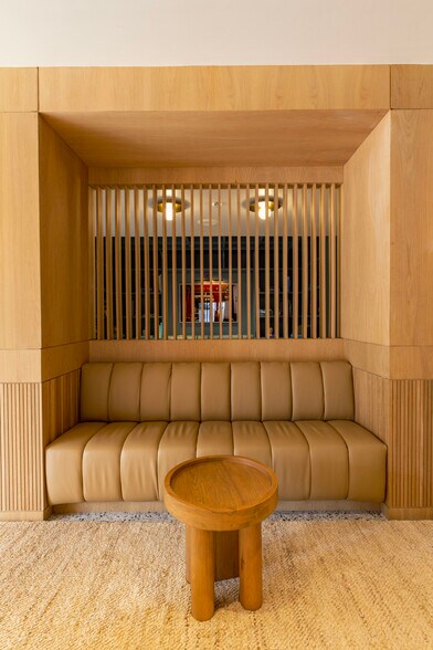 More Photos Of 3334 Richmond Ave, Houston Office For Lease