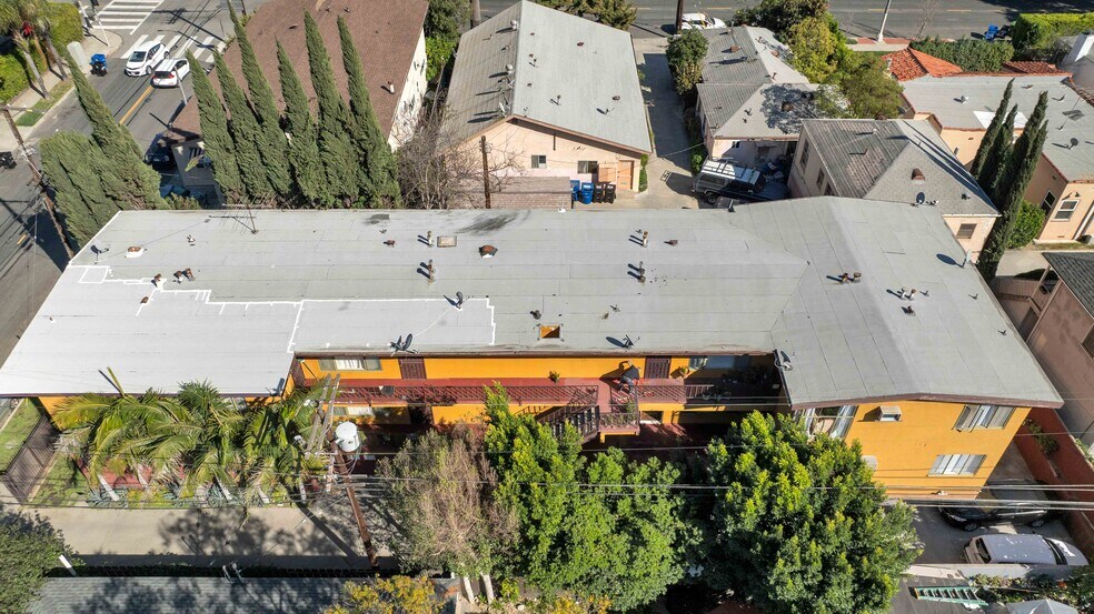 More Photos Of 4052 Chevy Chase Dr, Griffith Apartments For Sale