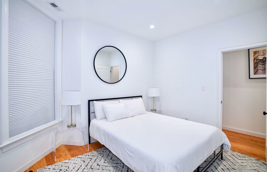 More Photos Of 1823 Kalorama Rd NW, Washington Apartments For Sale