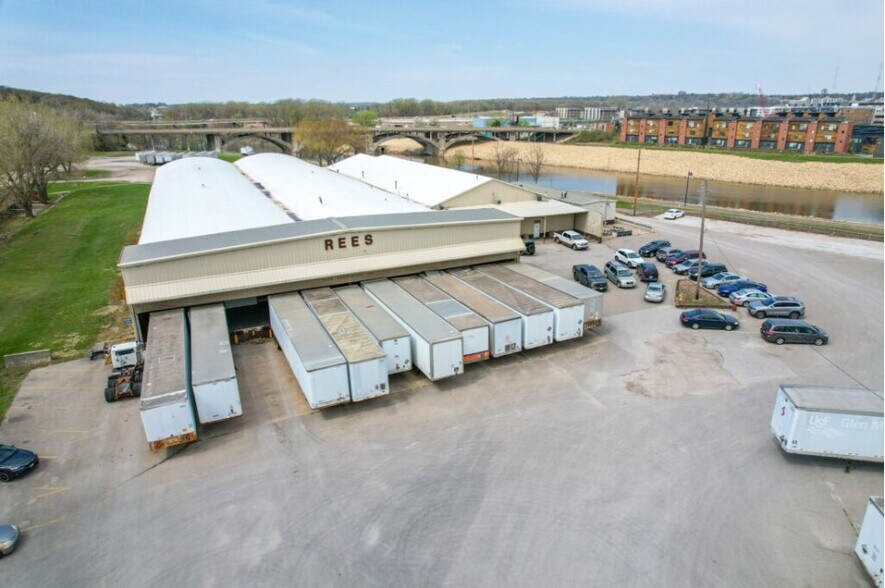 More Photos Of 1800 Sw 2nd St, Des Moines Industrial For Sale