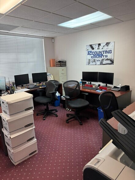 More Photos Of 7765 SW 87th Ave, Miami Medical For Sale