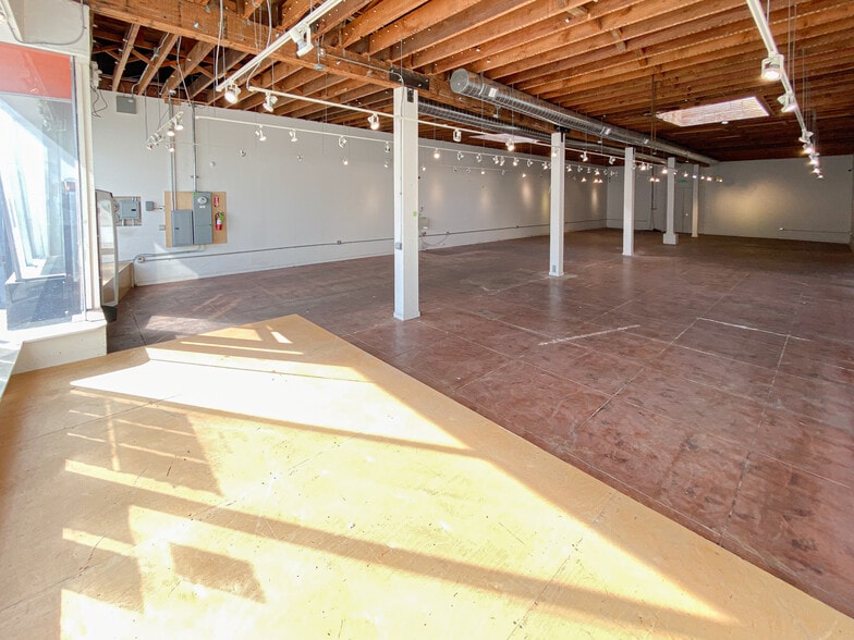 More Photos Of 3731 MacArthur Blvd, Oakland Storefront For Sale