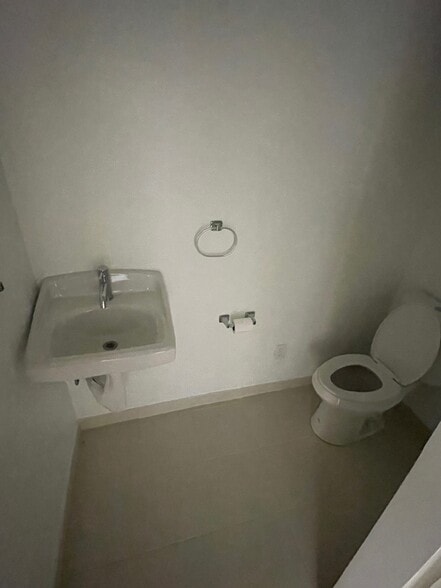 More Photos Of 7216 Valmont St, Tujunga Lodge Meeting Hall For Sale