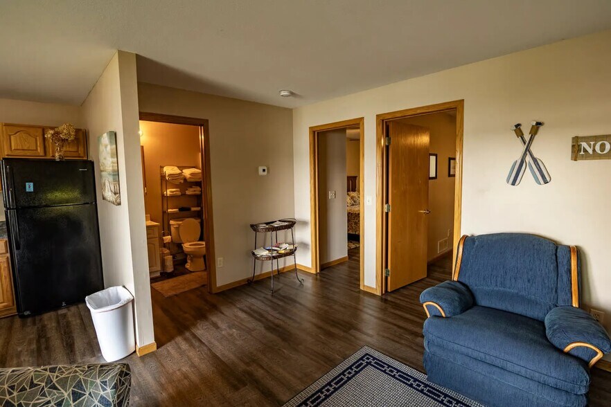 More Photos Of 805 Main St, Madison Lake Restaurant For Sale