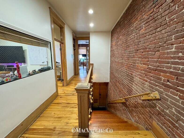 More Photos Of 64-90 N Fair Oaks Ave, Pasadena Storefront Retail Office For Lease