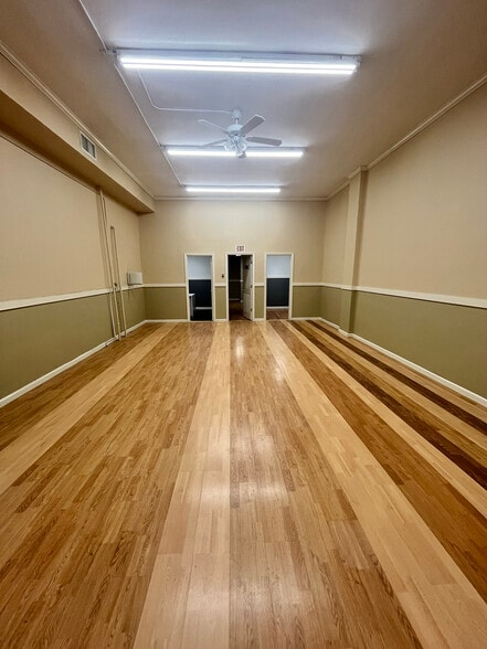 More Photos Of 118-122 Hillside Ave, Williston Park Storefront For Sale