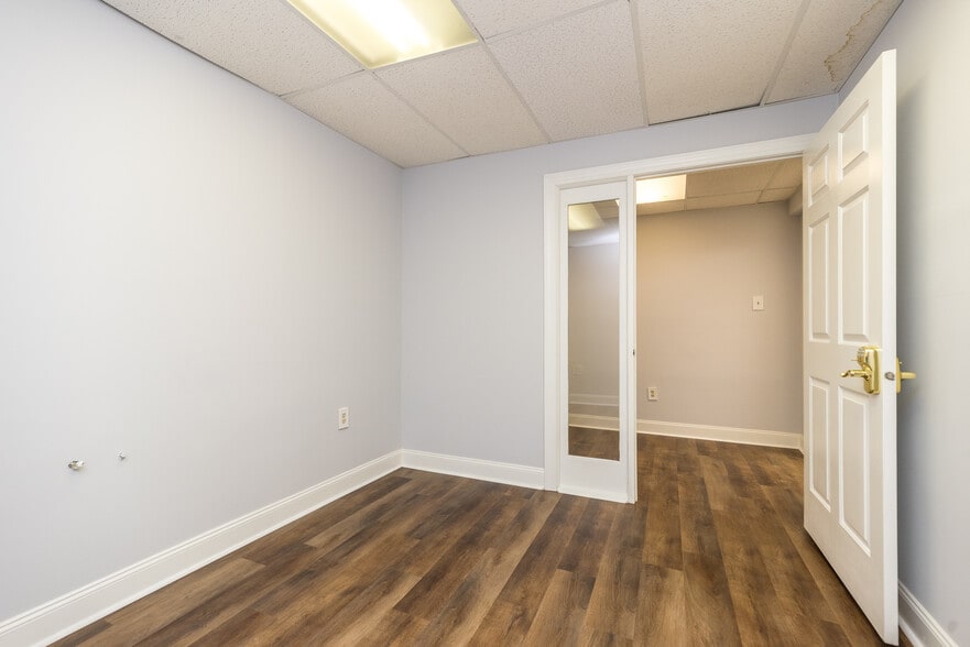 More Photos Of 600 E Main St, Lansdale Office Residential For Sale