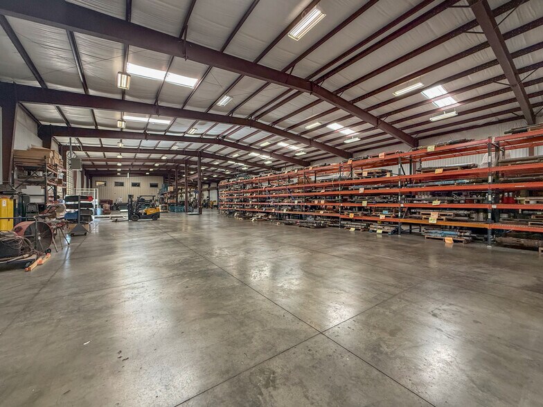 More Photos Of 7710 W Highway 80, Midland Office For Sale