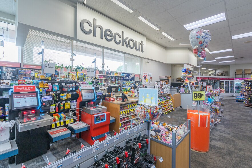 More Photos Of 2814 N Main St, Anderson General Retail For Sale