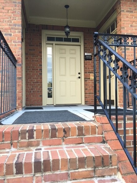 More Photos Of 3327 Duluth Hwy, Duluth Office For Lease