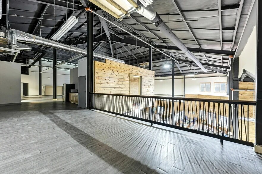 More Photos Of 4336 Cornelia Hwy, Lula Freestanding For Lease