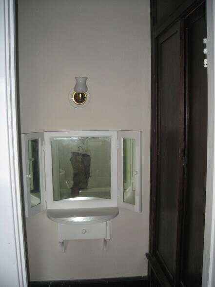 More Photos Of 2240 Norwood Ave, Cincinnati Apartments For Sale