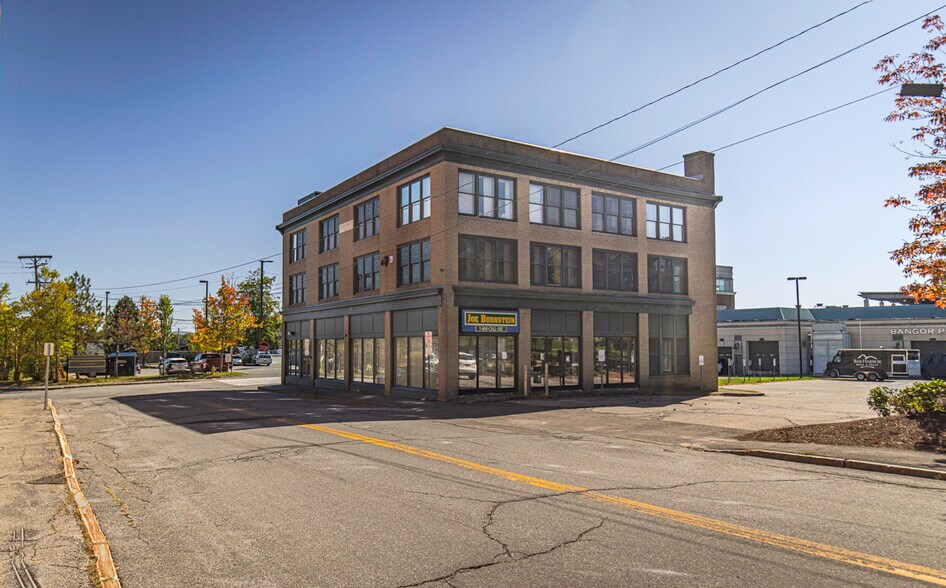 Primary Photo Of 9 May St, Bangor Medical For Sale