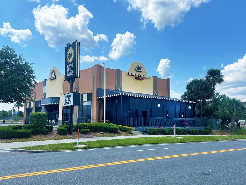 Primary Photo Of 7004 International Dr, Orlando Restaurant For Sale