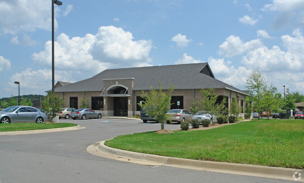 Primary Photo Of 6321 Ranch Dr, Little Rock Office For Sale