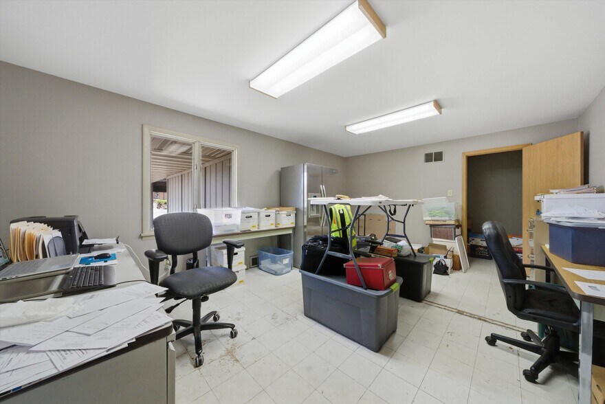 More Photos Of 2304 Plainfield Rd, Crest Hill Medical For Sale