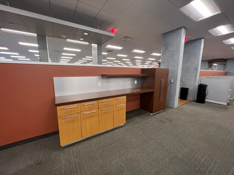 More Photos Of 2160 Colonial Blvd, Fort Myers Medical For Sale