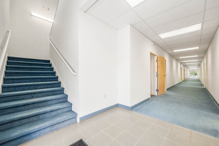 More Photos Of 705 9th St, Florence Medical For Lease