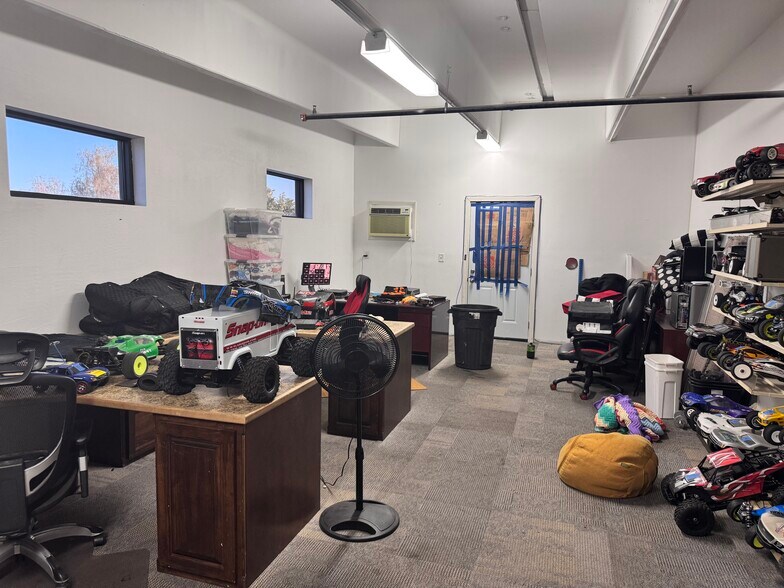 More Photos Of 1810 N Rosemont, Mesa Warehouse For Sale