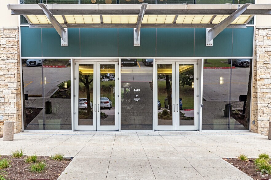 More Photos Of 4401 Westgate Blvd, Austin Office For Lease
