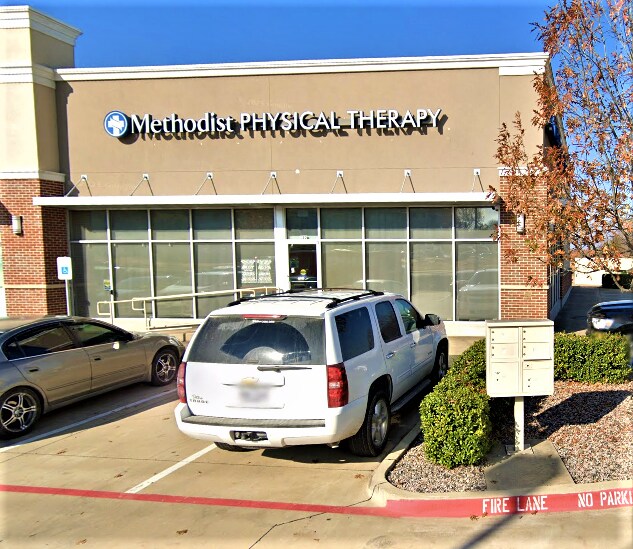 Primary Photo Of 3321-3335 Wheatland Rd, Dallas General Retail For Sale