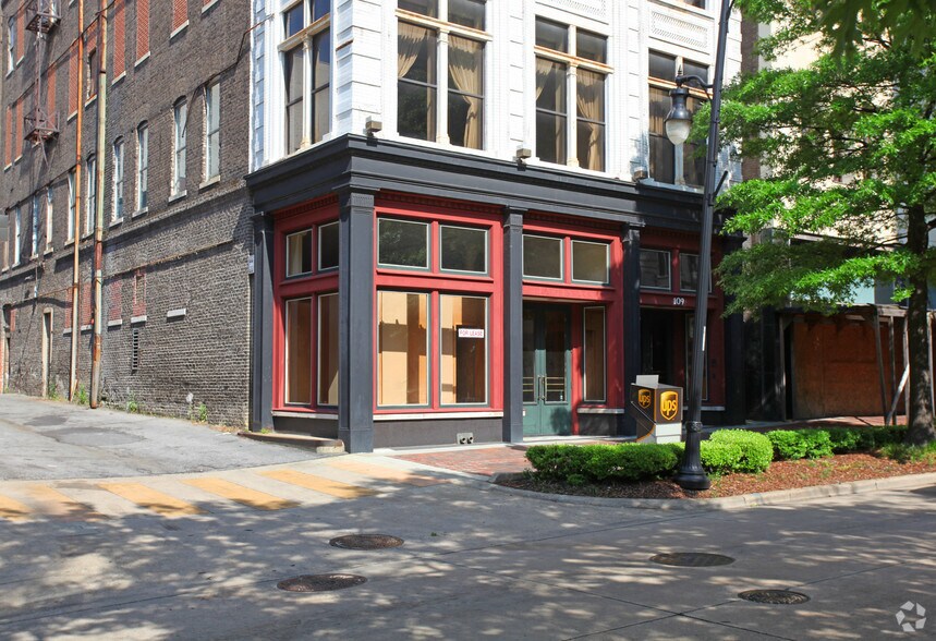 More Photos Of 109 20th St N, Birmingham Office For Sale