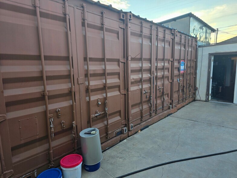 More Photos Of 2113 Border Ave, Torrance Flex For Sale