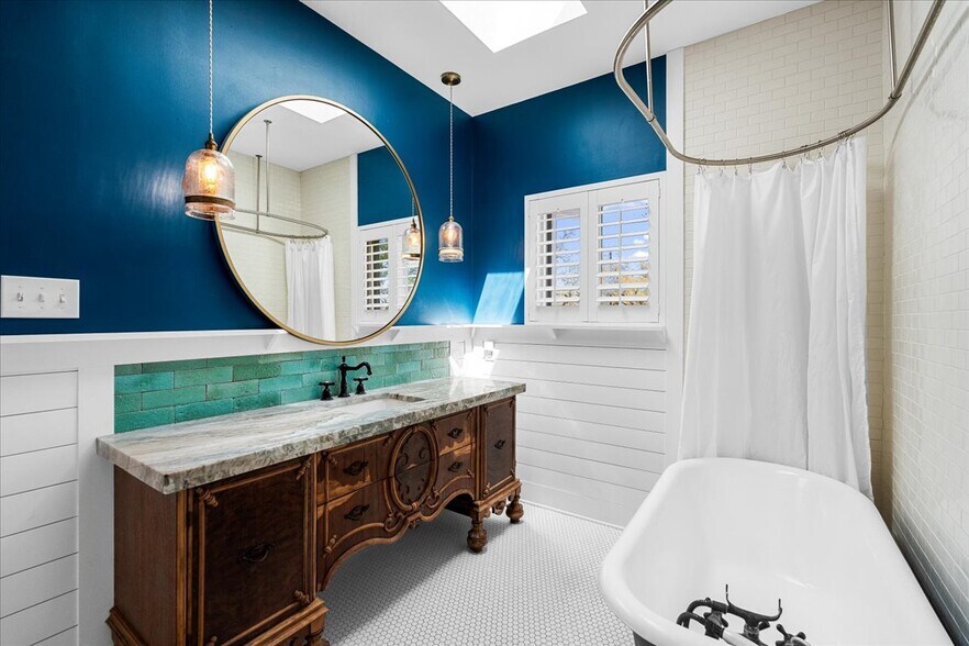 More Photos Of 14519 Fitzhugh Rd, Austin Specialty For Sale