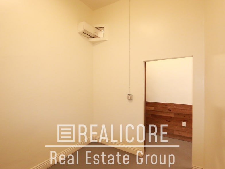 More Photos Of 459 W 4th St, San Bernardino Freestanding For Lease