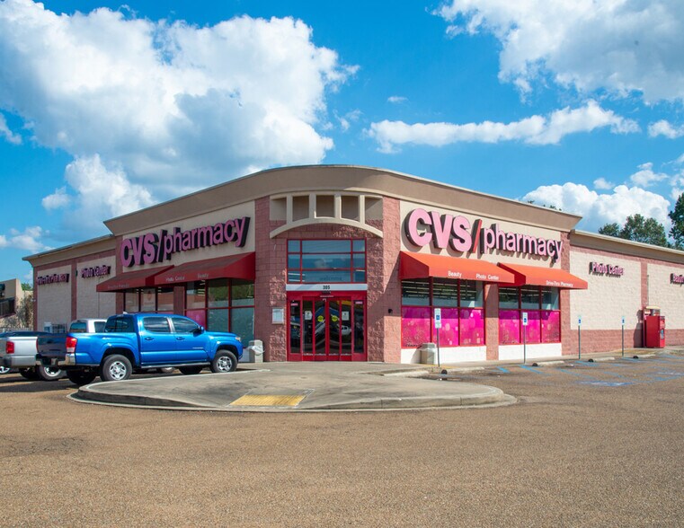 More Photos Of 305 Meadowbrook Rd, Jackson Drugstore For Sale