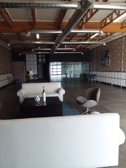 More Photos Of 3007-3023 S West Temple, Salt Lake City Light Manufacturing For Lease