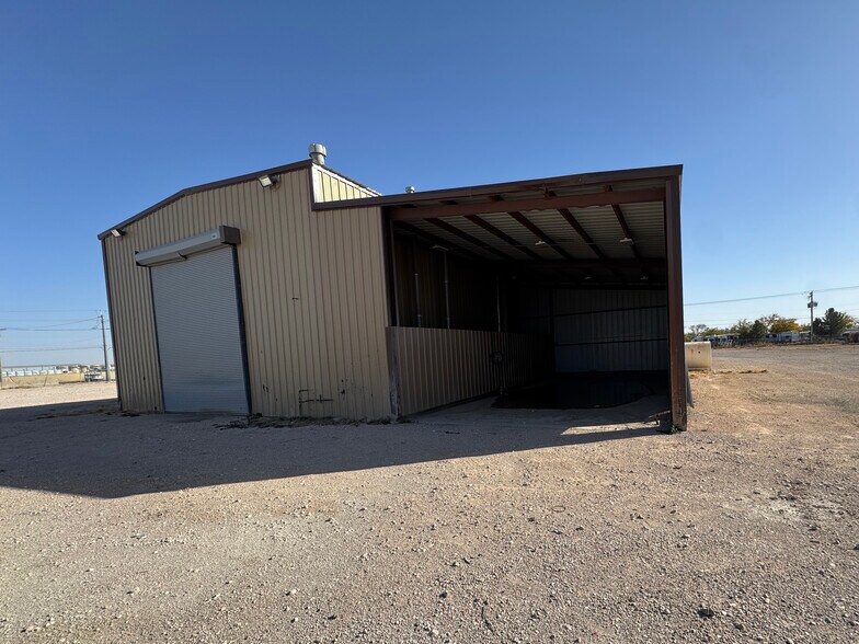 More Photos Of 3938 S County Road 1290, Odessa Warehouse For Lease