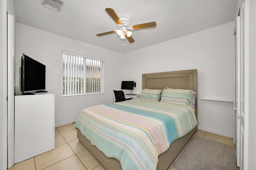 More Photos Of 2275 SW 61st Ave, Miami Apartments For Sale