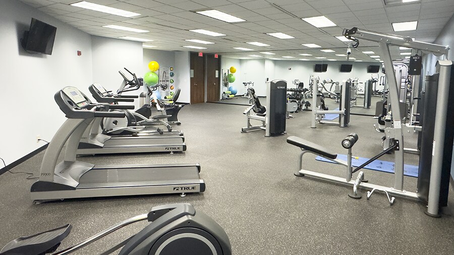 More Photos Of 10850 W Park Pl, Milwaukee Office For Lease